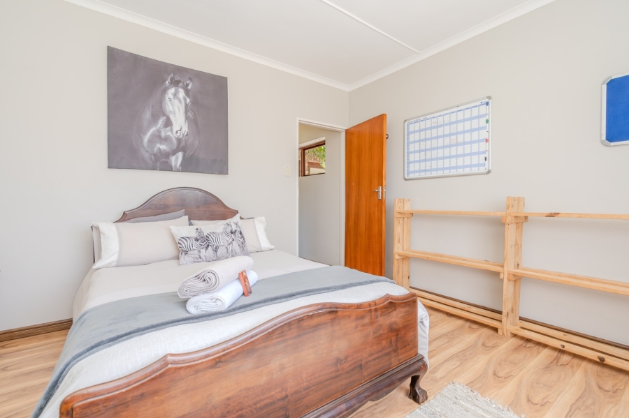 4 Bedroom Property for Sale in Middedorp Western Cape